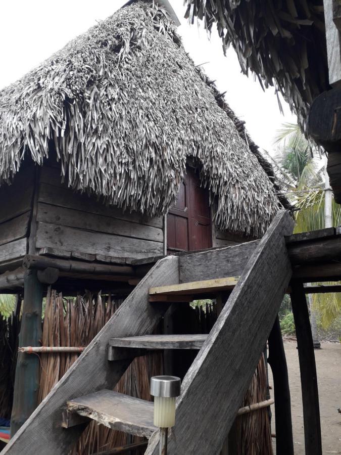 Hostal Pachamama Исла-де-Каньяс Экстерьер фото